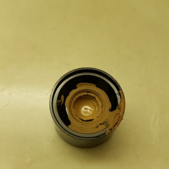 Makeup - Picture 2 of 3